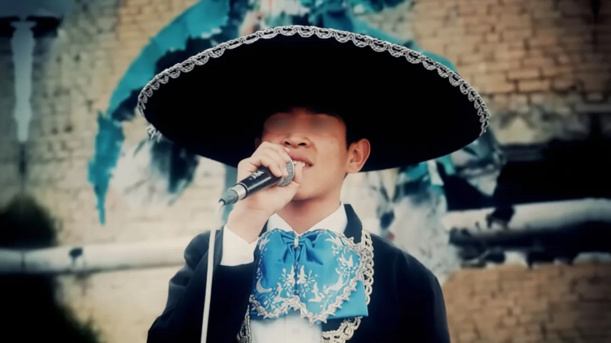 Una historia de talento, celos y muerte: le apagaron la voz al ‘niño mariachi’ Lo que comenzó como una historia de talento y sueños en las calles del barrio Julio César Turbay, en la localidad de Santa Fe, terminó marcado por la tragedia. Detrás del apodo del ‘niño mariachi’ hay un relato de celos y violencia que apagó para siempre una voz que apenas empezaba a brillar.