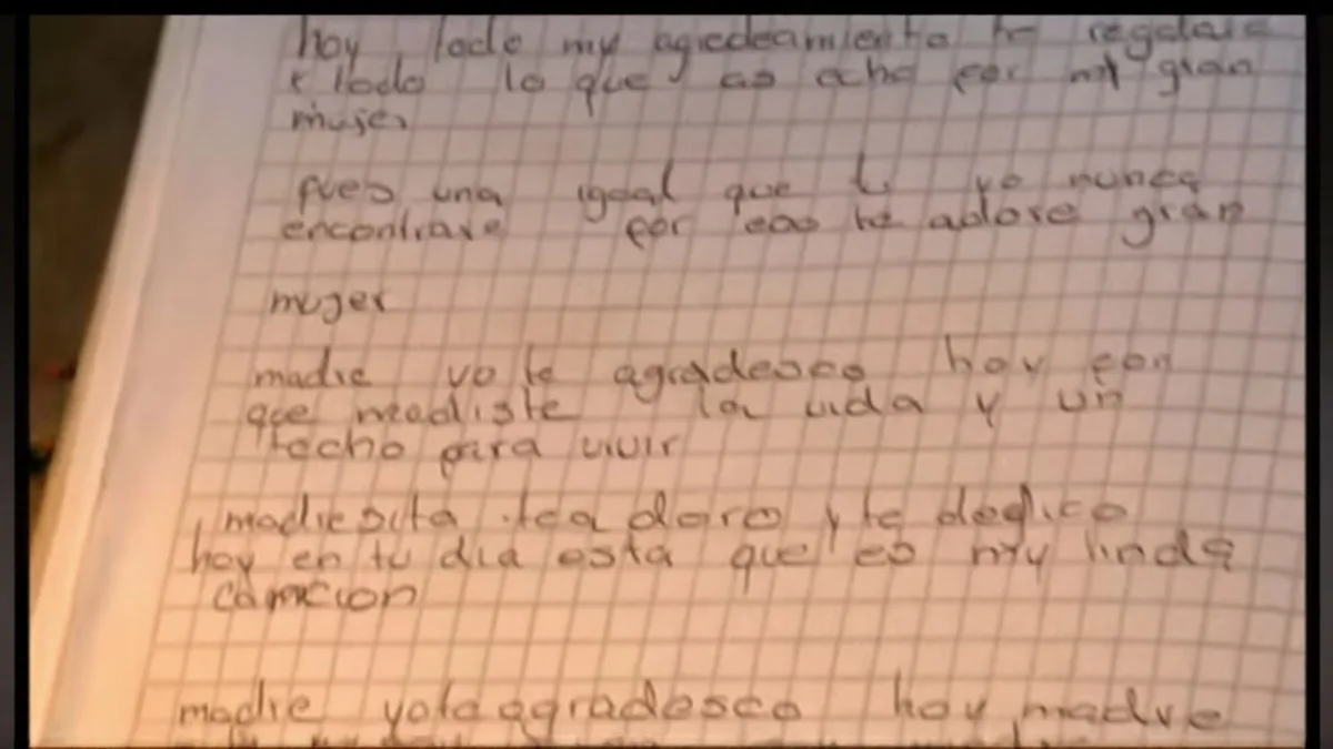 Una historia de talento, celos y muerte: le apagaron la voz al ‘niño mariachi’ Lo que comenzó como una historia de talento y sueños en las calles del barrio Julio César Turbay, en la localidad de Santa Fe, terminó marcado por la tragedia. Detrás del apodo del ‘niño mariachi’ hay un relato de celos y violencia que apagó para siempre una voz que apenas empezaba a brillar.