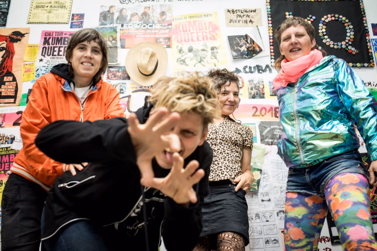 La música LGBTQ+ se toma Bogotá en el Top Show Colombo 1 La música LGBTQ+ se toma Bogotá con el Top Show