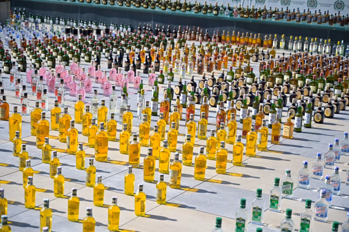 Cinco claves de la SIJIN para identificar licor adulterado 1 ¡Evite dolores! Estas son las señales para detectar un licor 'chimbo'
